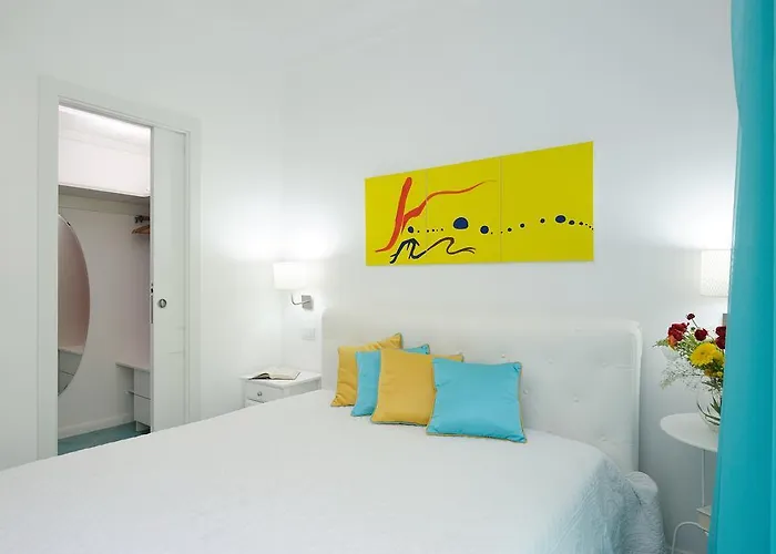 Amalfia אמאלפי