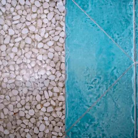 阿马尔菲公寓 公寓 *